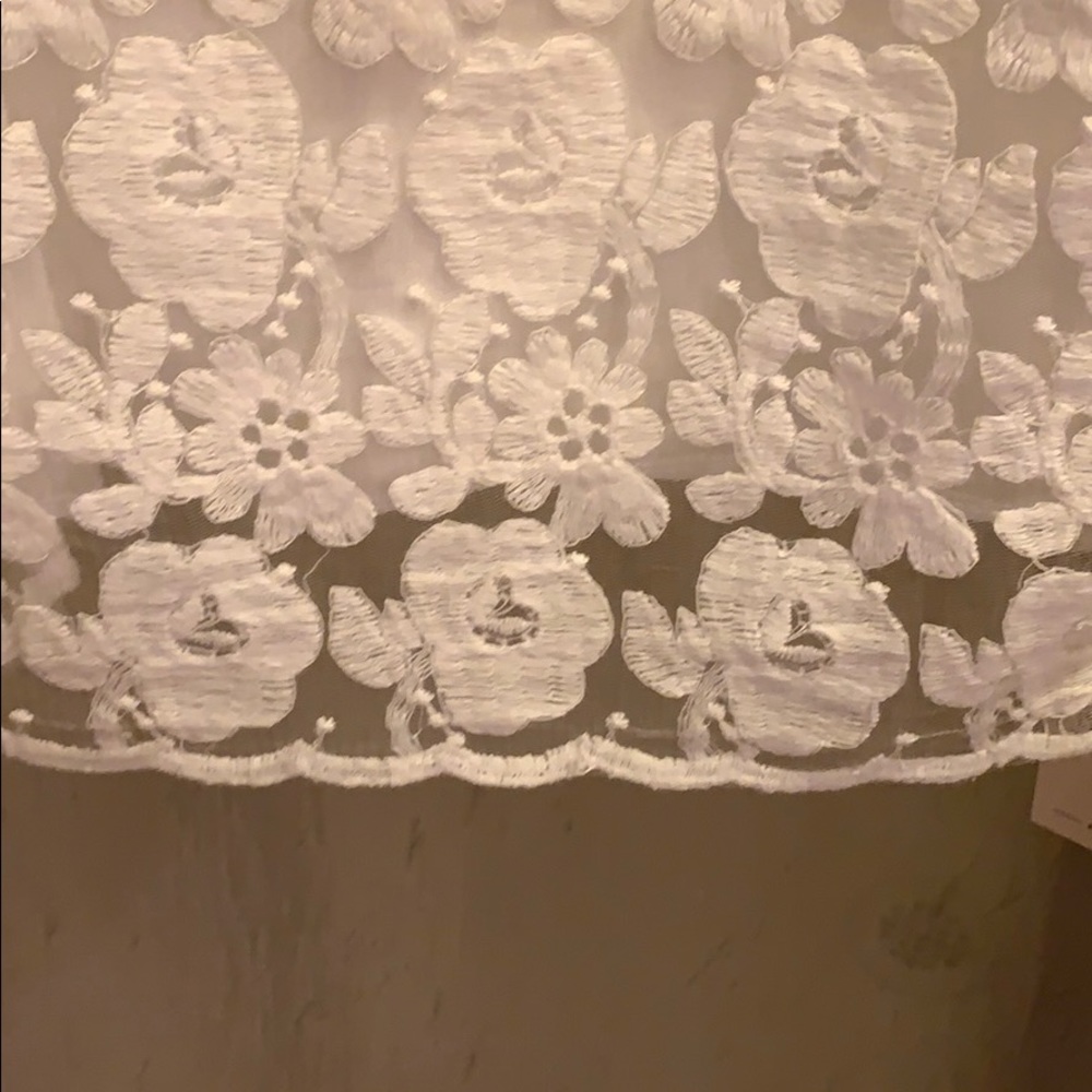 Dress - Picture 5 of 5